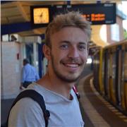 Laureando in Economia dei sistemi logistici offre ripetizioni in Italiano, Storia, Inglese, Matematica a ragazzi